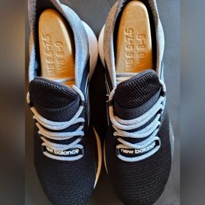 New balance women's black and Gray athletic shoes
